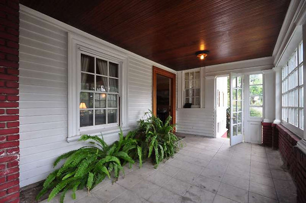 3143 porch 5