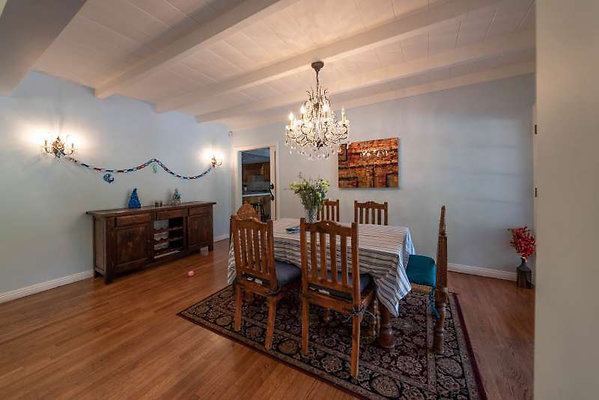 11324 dining 3