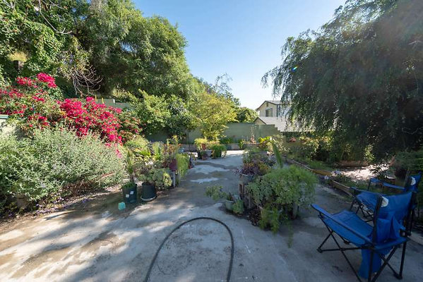 11536 garden 3