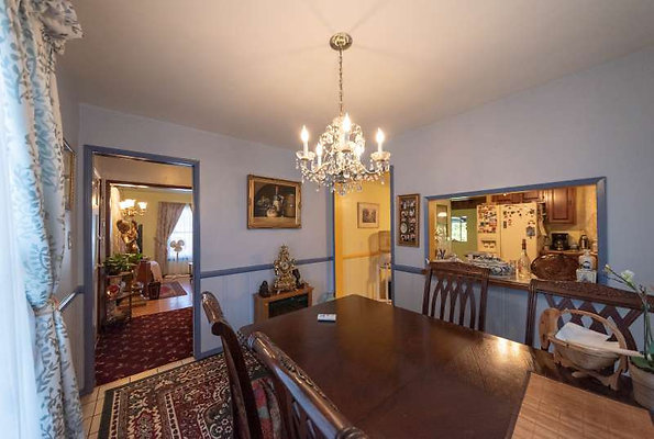 11536 dining 1