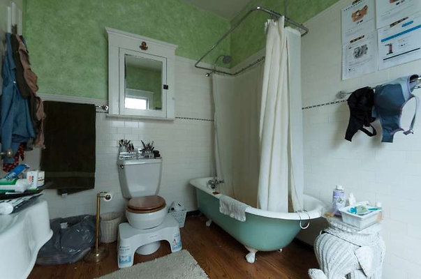 10087 bath 3