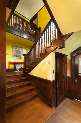 10087 stairs 1
