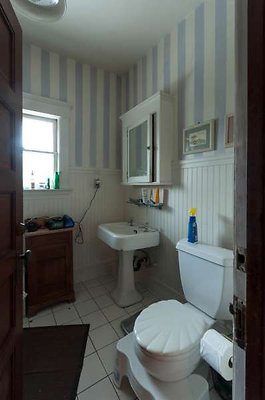 10087 bath 4