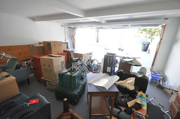 9650 garage 1
