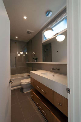 10748 bath 2