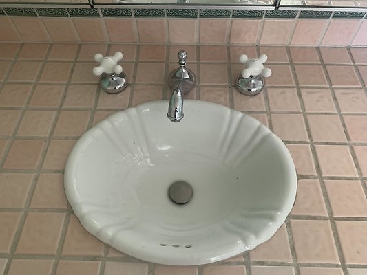 14068 bath 3