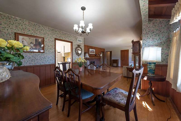 8461 dining 2
