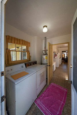 8461 laundry 1