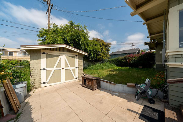 2718 garage 1