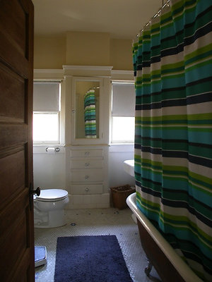 8329 bath 3
