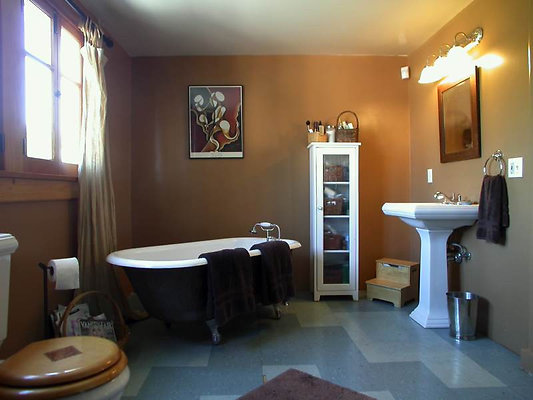 8329 bath 1