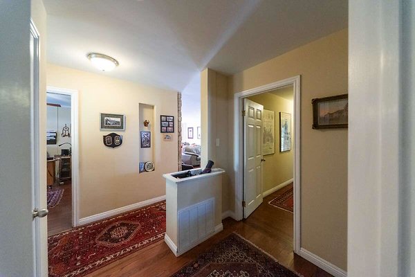 13981 hall 3