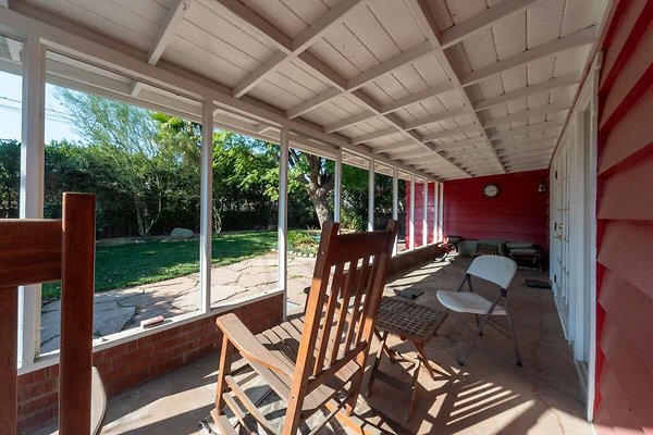 13981 patio 3