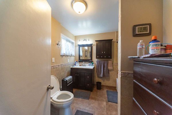 13981 bath 2