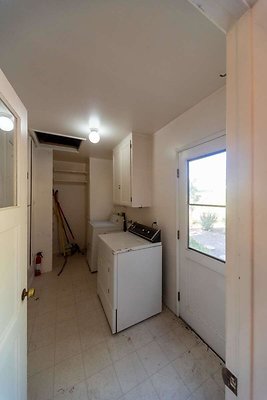 13950 laundry 1