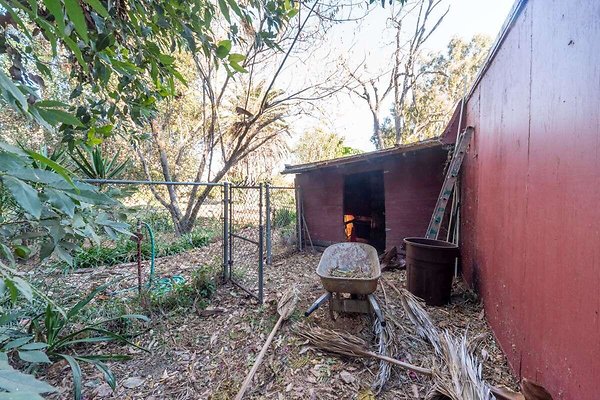 13950 garage 12