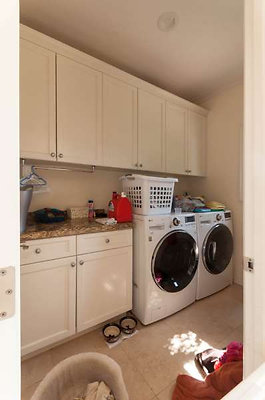 6878 laundry 1