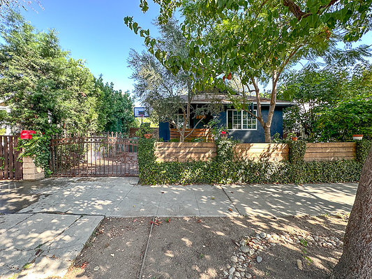 1 - shukla house-Los Feliz-Available
