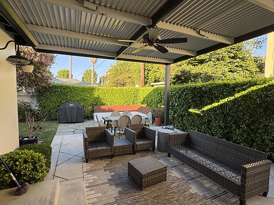 11725 patio 2