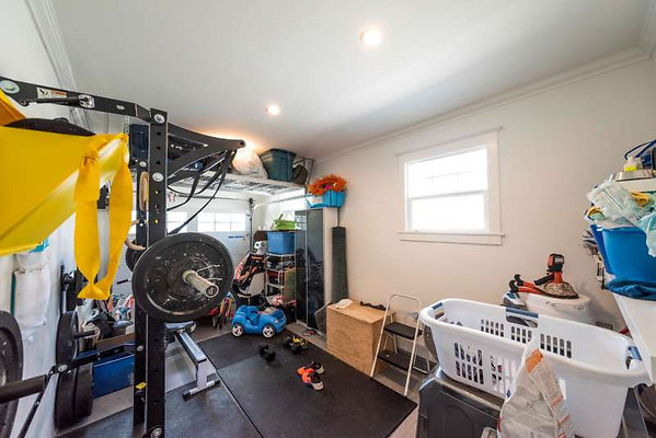 11725 garage 1