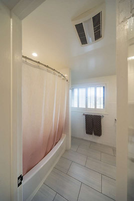 13748 bath 6