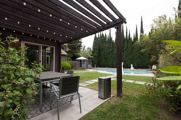 10475 patio 2