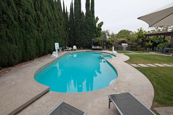 10475 pool 1