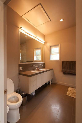 10475 bath 1