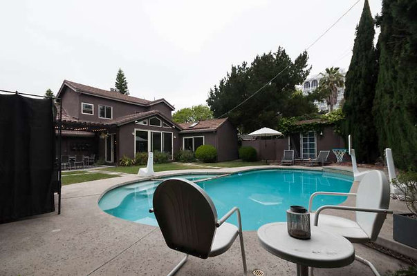 10475 pool 6