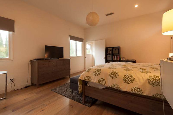 10475 bed 2