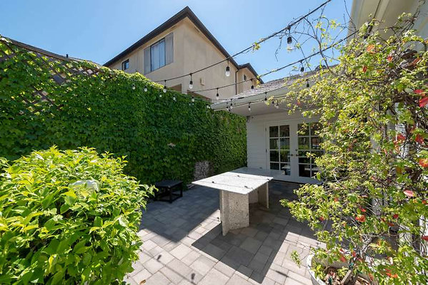 11550 patio 4