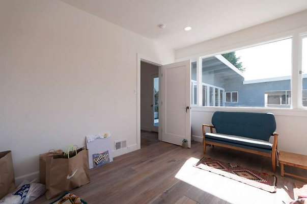 10661 room 3