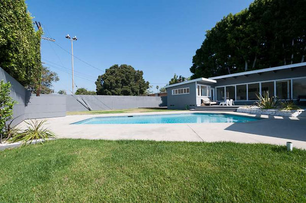 10661 pool 7