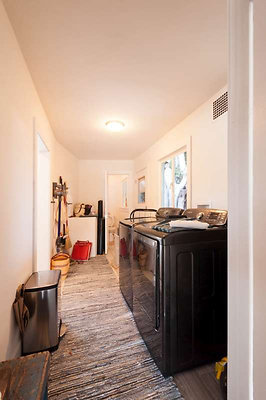 10661 laundry 1