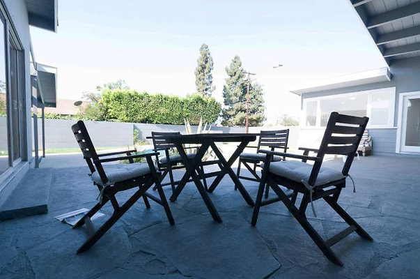 10661 patio 2